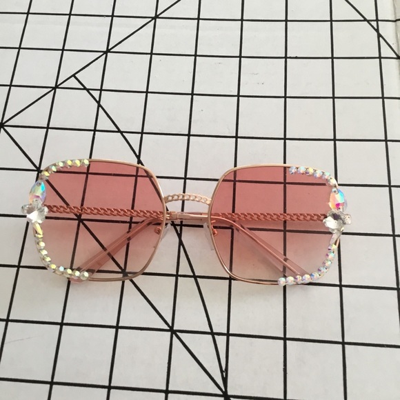 Womens Rhinestone Embellished Sunglasses - Picture 1 of 6